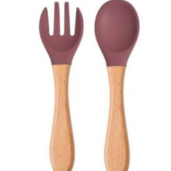 Couvert en silicone couleur aubergine à personnaliser